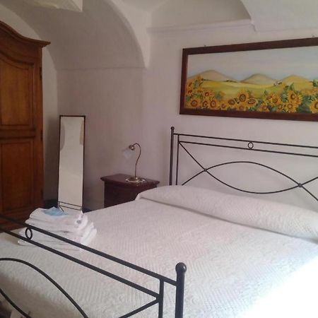 Appartement Beb I Girasoli à Dolceacqua Extérieur photo